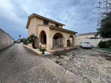 Villa su due livelli