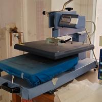 pressa per stampa su maglietta