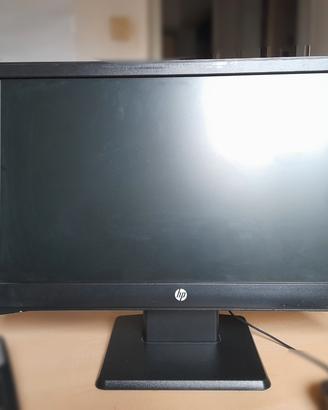 Monitor e altoparlanti.