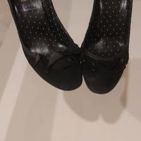 Scarpa Moschino Donna con tacco di  pelle e camosc