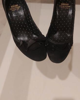 Scarpa Moschino Donna con tacco di  pelle e camosc