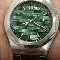 Girard Perregaux Laureato Green 42 mm *Permuto*
