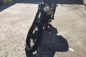 Brixton  bx 125