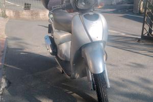 Aprilia Scarabeo 100 4 tempi