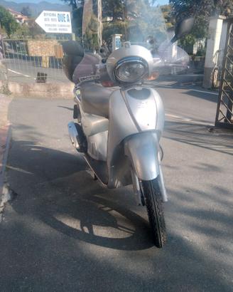 Aprilia Scarabeo 100 4 tempi