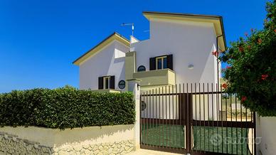 Nuovissima villa a Marzamemi