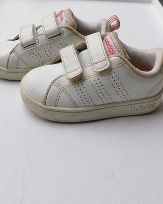 Scarpa Adidas bambina 22