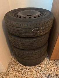4 Cerchi in ferro da 15" per Fiat Punto