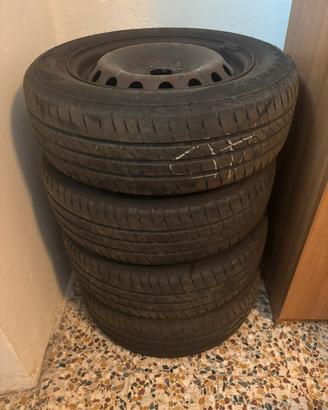 4 Cerchi in ferro da 15" per Fiat Punto