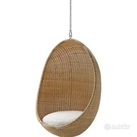 Icona design scandinavo : poltrona egg sospesa