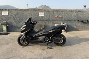 Scooter T-max 2018 all. SX- scarico Akrapovic