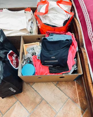 Vestiti per mercatini usato