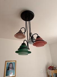 3 lampadari di diversi colori