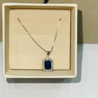 Collana oro bianco con zaffiro 1,50ct e diamanti