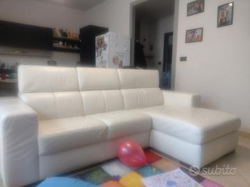 Divano in pelle 