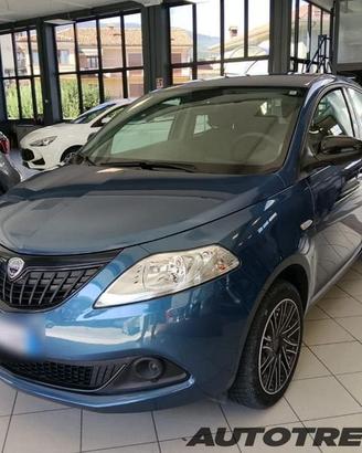Lancia Ypsilon 1.0 firefly hybrid Gold Plus s...