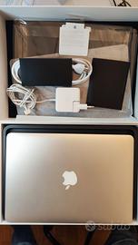 Apple MacBook Air Intel Core i7 solo 55 cicli ric