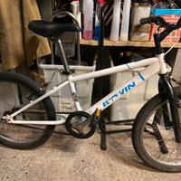 BMX tenuta  bene