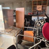 Stock Mobili Ufficio: Scrivanie Armadi, Sedie ecc.