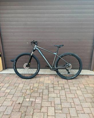 bicicletta mtb cube