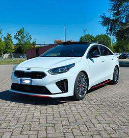 KIA PROCEED GT 2019 cv204