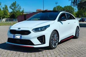 KIA PROCEED GT 2019 cv204