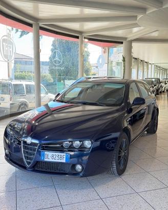 Alfa Romeo 159 1.9 JTDm 16V Sportwagon Exclusive