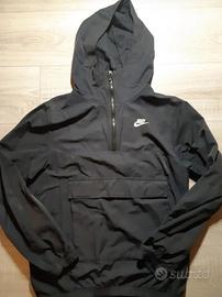 windbreaker nike