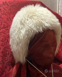 Cappello in pelliccia di agnello bianco anni '70