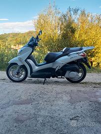 YAMAHA 250 X CITY