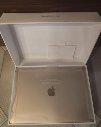 MacBook Air Retina 13,3" modello 2020 colore rosa