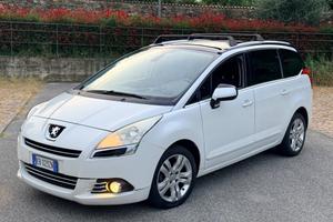 Peugeot 5008 2.0 HDi 150CV full optional