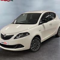 Lancia Ypsilon 1.0 firefly hybrid Gold Plus s&s 70