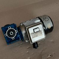 Motoriduttore a Vite Senza Fine 15