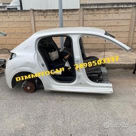 Ricambi scocca per tagliate peugeot 208 2024