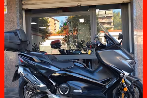 Yamaha tmax 530 dx passaggio inclusopermuterate