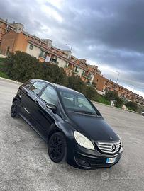 Mercedes Benz classe B