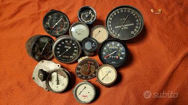 Strumentazione varia per moto e auto d'epoca 