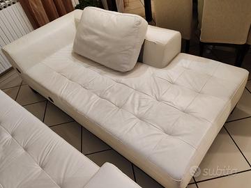 Divano bianco angolare in pelle 280 x 220 h45.