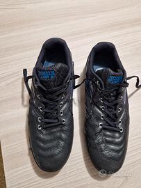 scarpe calcetto