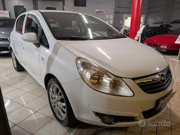 Opel Corsa 1.3 DIESEL CAMBIO AUTOMATICO