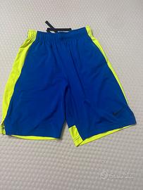 Pantaloncini Nike