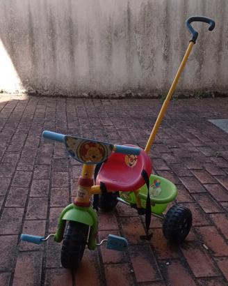 Triciclo Bambino  Winnie the Pooh con asta