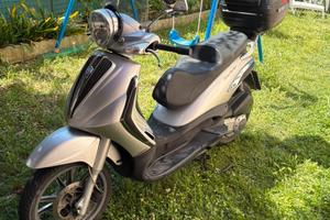 Piaggio Beverly Tourer 300 ie
