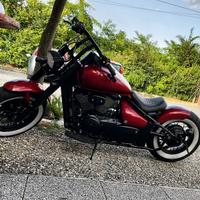 Suzuki Intruder C 800