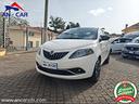 lancia-ypsilon-1-0-hybryd-gold-app-carplay