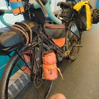 Triban Rc 500 Taglia M pronta per partire 