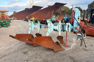 ARATRO BIVOMERE REVERSIBILE MORO 160 HP