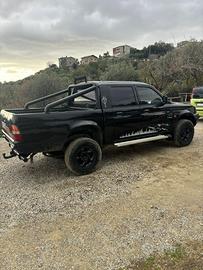 L 200