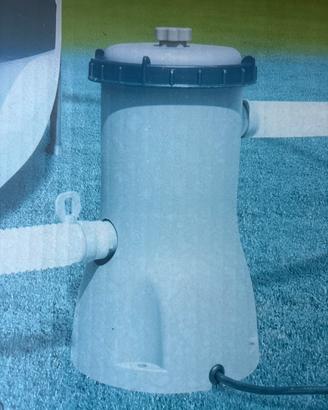 Pompa filtro piscina bestway usata con tubi